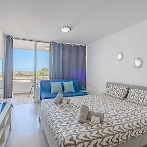 Apartment Complejo Borinquen Vista Al Mar, Playa de las Americas (Tenerife)